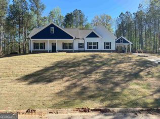 110 Willow Leaf Dr, Buchanan, GA 30113