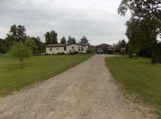 2472 N Three Rivers Rd, Gladwin, MI 48624