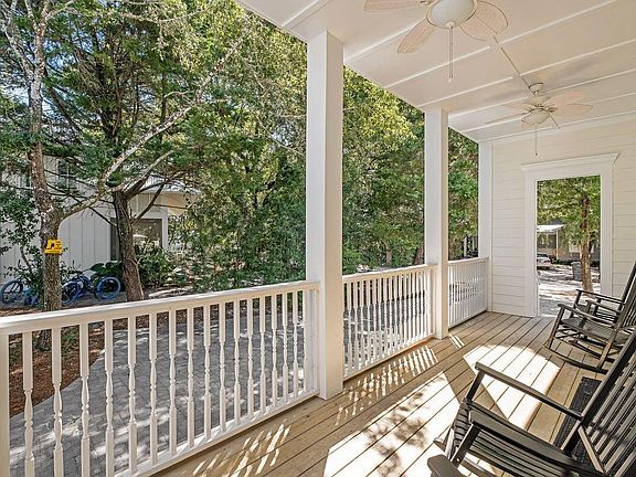 3rd image of 251 Dogwood St