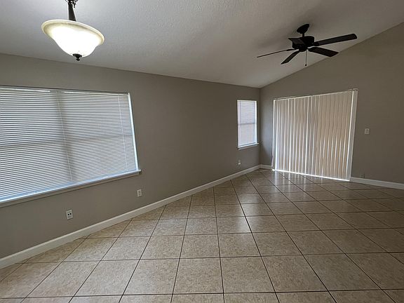 4th image of 11644 Sarita Ct