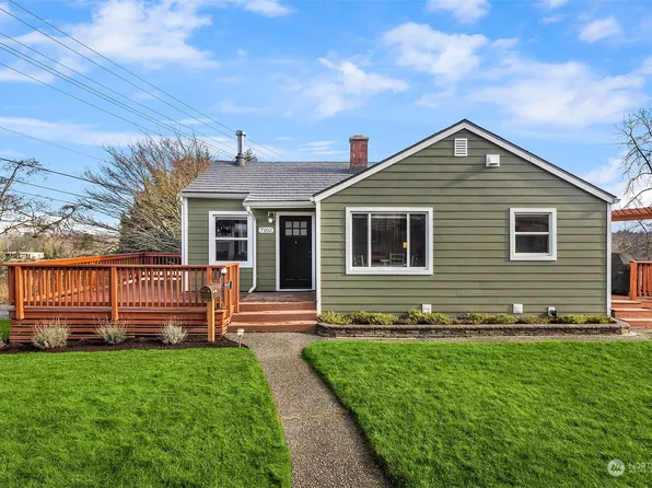 7102 28th Avenue SW, Seattle, WA 98126