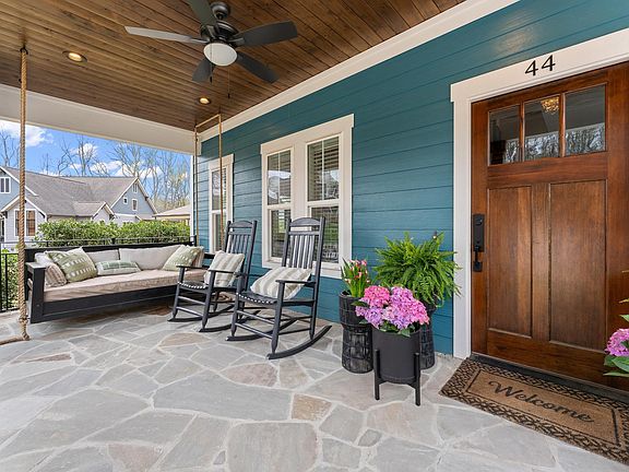 2nd image of 44 Primrose Ln