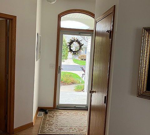 2nd image of 1226 Linwood Dr NW