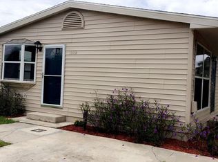 1832 S Daytona Ave, Flagler Beach, FL 32136