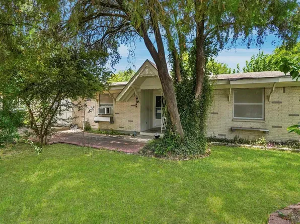 9802 Springbrook Dr, Houston, TX 77041