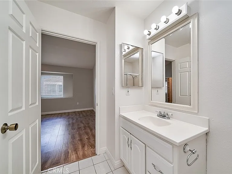 21901 Moneta Ave #10 — Photo 26