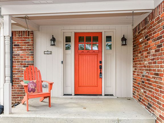 3rd image of 7254 Merriam Rd