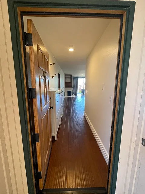 2 bed, 1173 sqft, $4,250 — Photo 2
