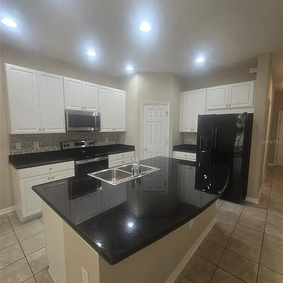 6978 Holly Heath Dr — Photo 11