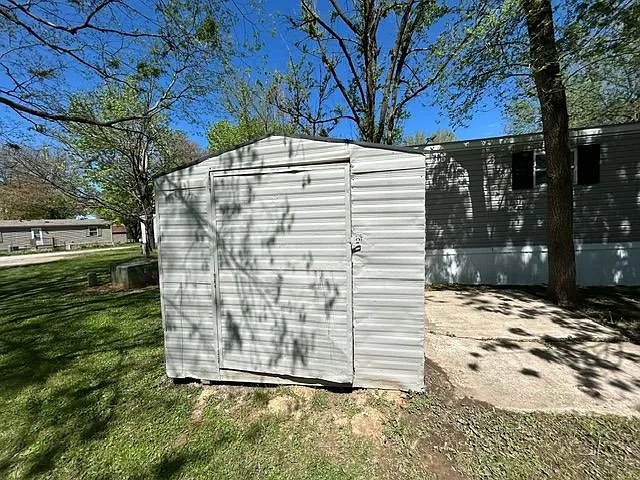 Lincoln Place — Photo 41