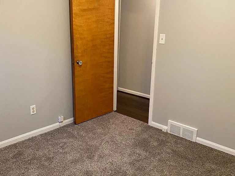 8251 Oak Park Blvd — Photo 13
