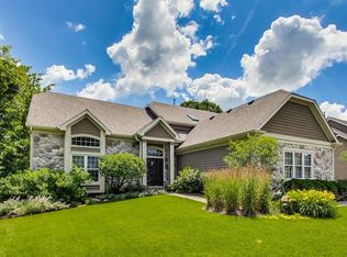 1238 Rodgers Ln, Lake Zurich, IL 60047