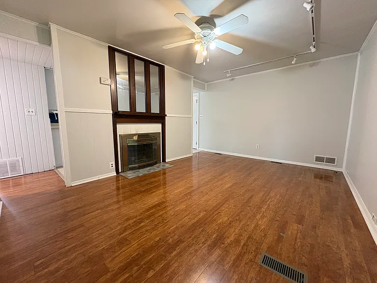 12905 Atlantic Ave — Photo 14