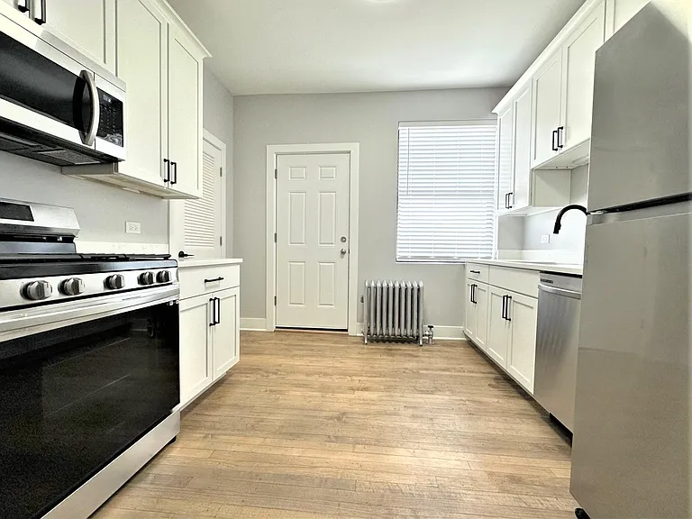 1400 W Summerdale Ave #3 — Photo 7