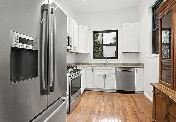 5th image of 475 W 142nd St #1