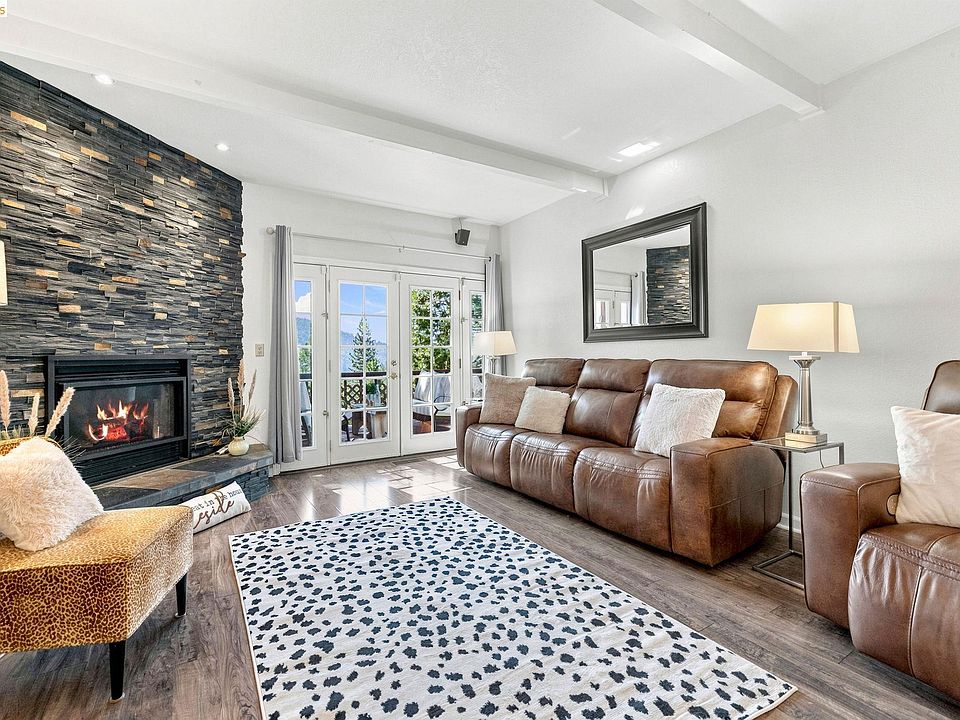1st image of 23845 Leisure Dr