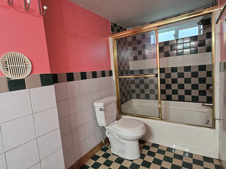4241 S Kenyon St #B — Photo 23