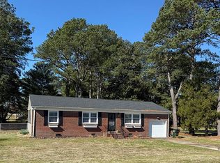 914 Wilson Rd, Smithfield, VA 23430