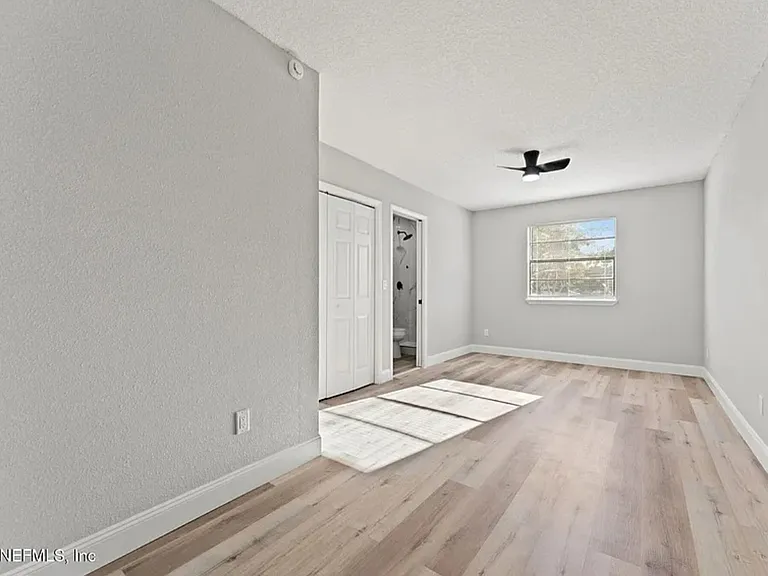 6144 Fordham Cir W — Photo 6