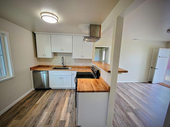 2nd image of 3518 Olsen Dr
