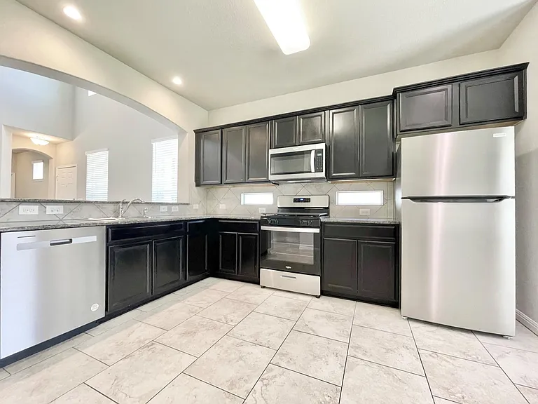 407 Rhetoric Way — Photo 12