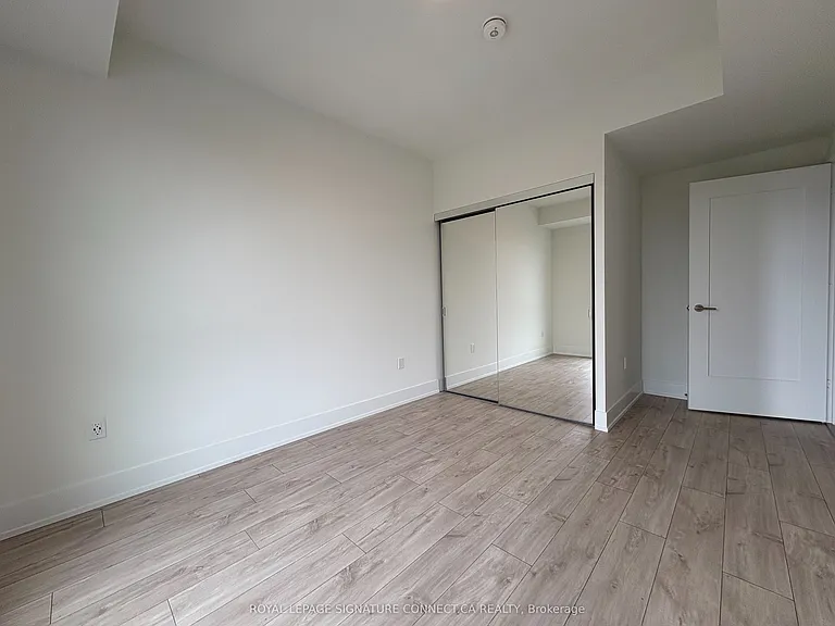 858 Dupont St #607 — Photo 9