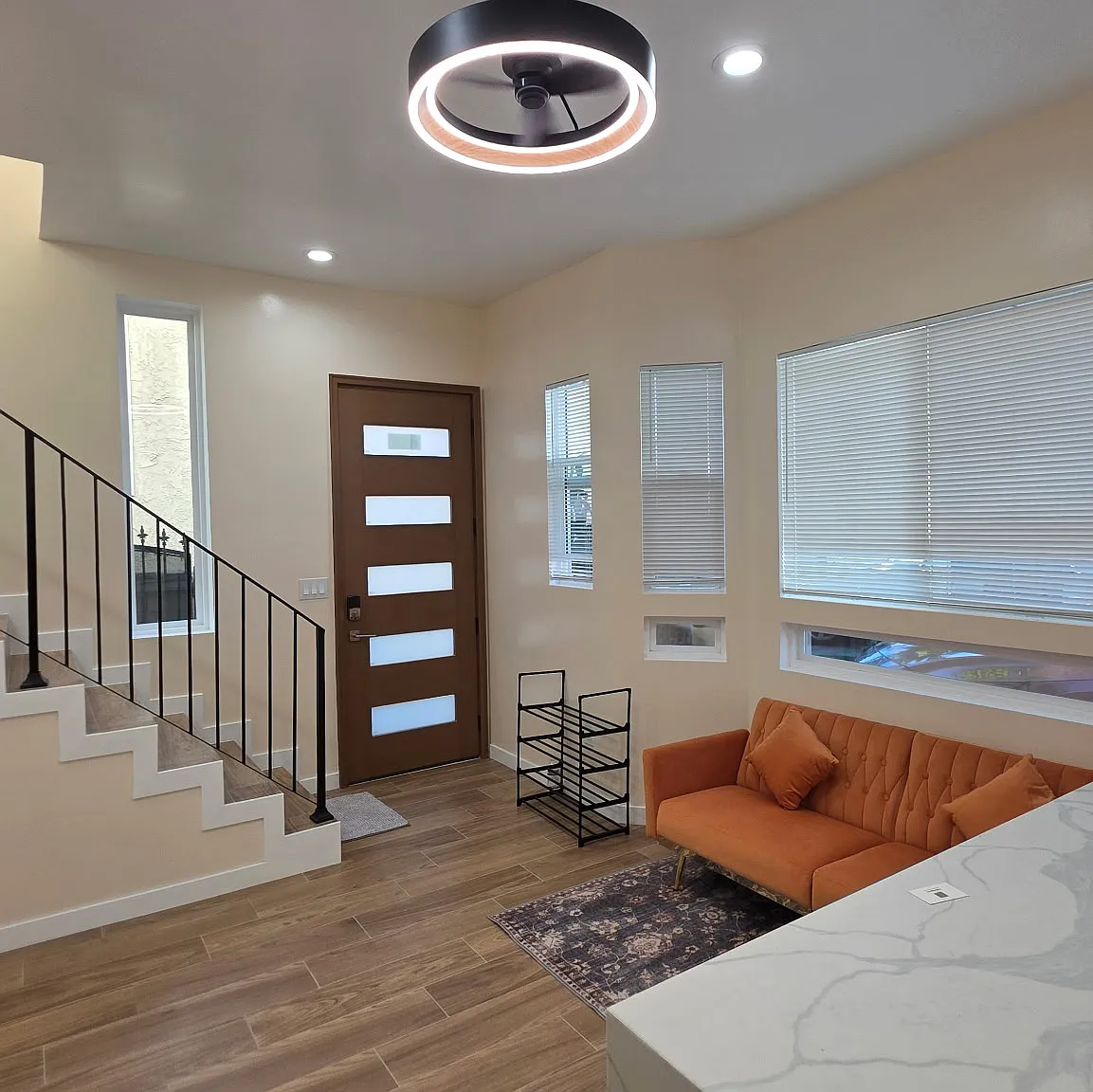 6920 Loma Verde Ave — Photo 2