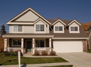 1022 Creekside Dr, Ogden, UT 84404