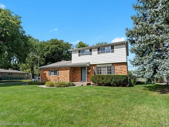 22671 Maple Ct, Hazel Park, MI 48030
