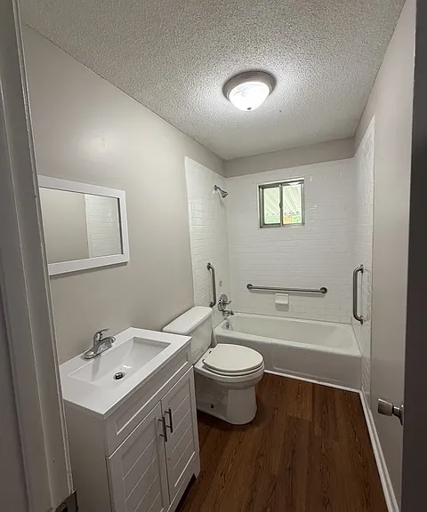 258 Oak St — Photo 7