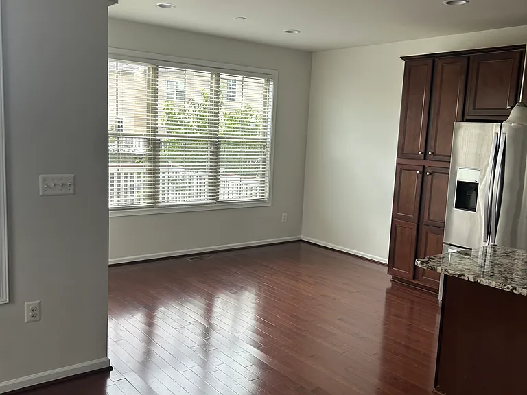 23314 Tradewind Dr — Photo 32