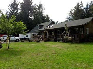 351 Winter Ln, Crescent City, CA 95531