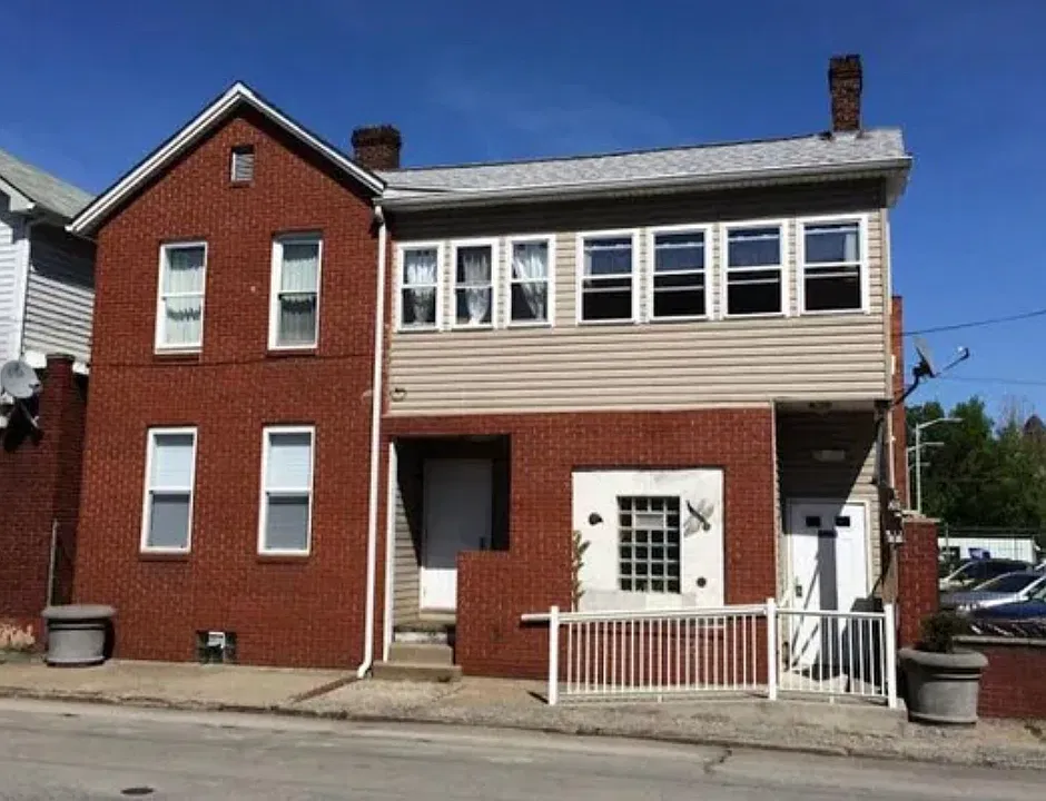 59 S Gallatin Ave #2