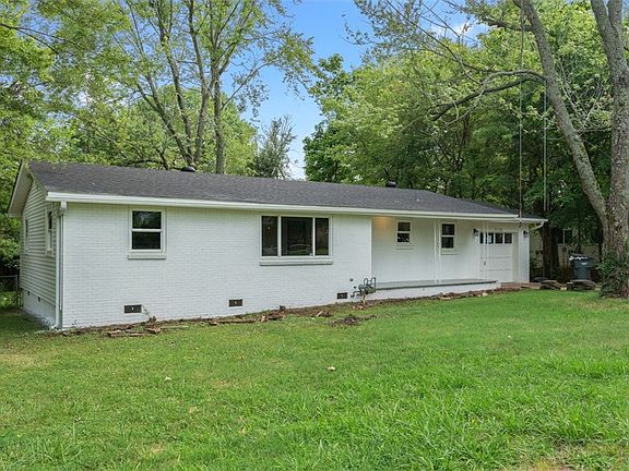 4th image of 2135 W Lawson St
