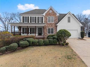 7135 Creek Ridge Dr, Gainesville, GA 30506