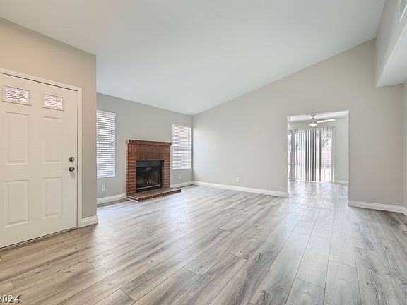 5th image of 8292 Palmada Dr