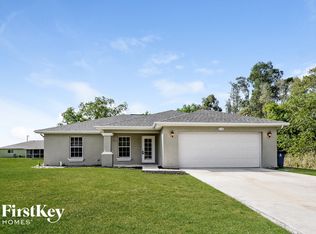 218 Manatee St, Fort Myers, FL 33913