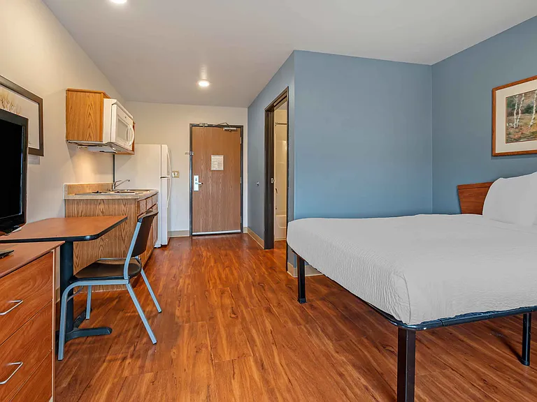 Studio Suite - 1 Full Bed