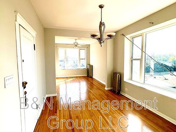 2nd image of 3912 N Cicero Ave #2