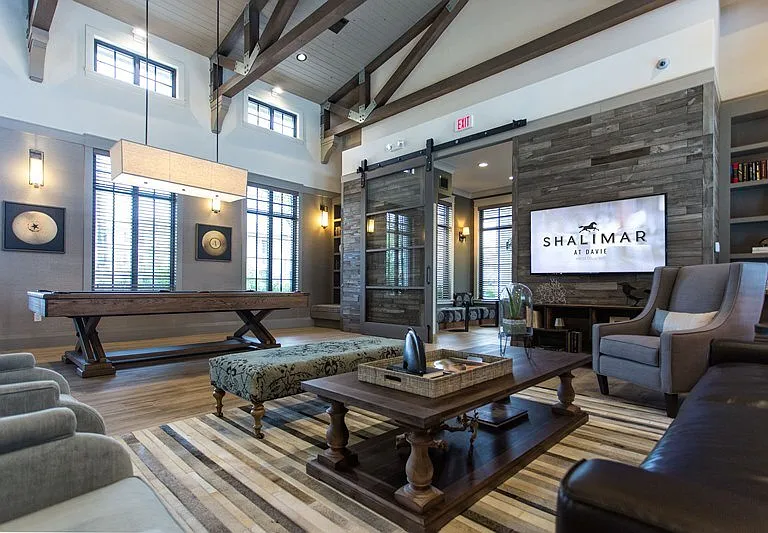 Shalimar at Davie — Photo 10