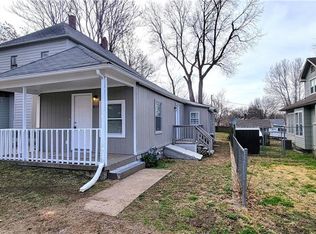 817 Kickapoo St, Leavenworth, KS 66048