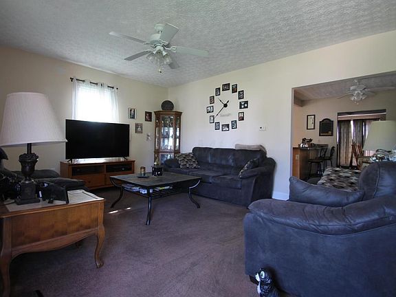 5th image of 1210 W Mulberry St