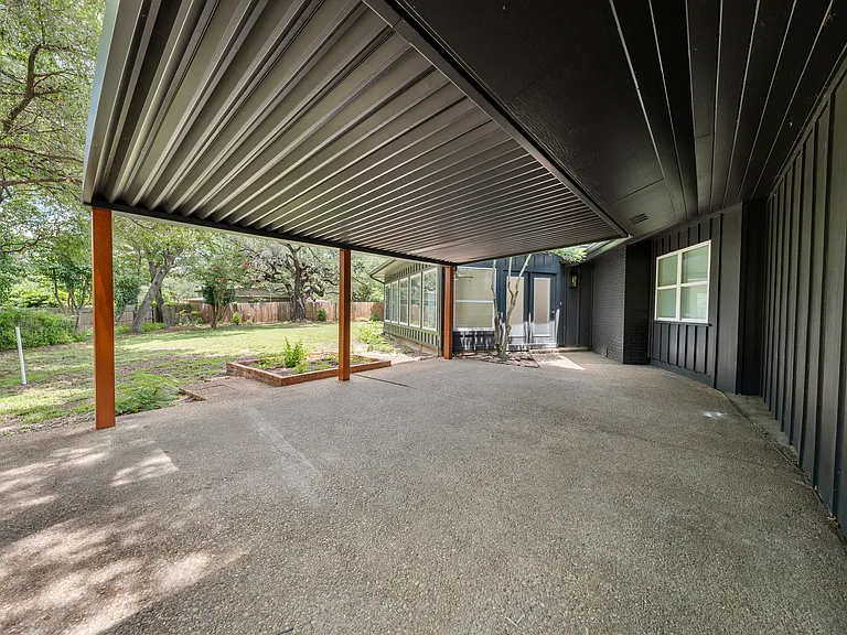 52055 Lockwood Dr — Photo 40