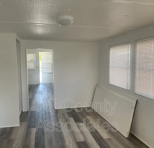 2132 Kepner Dr — Photo 8