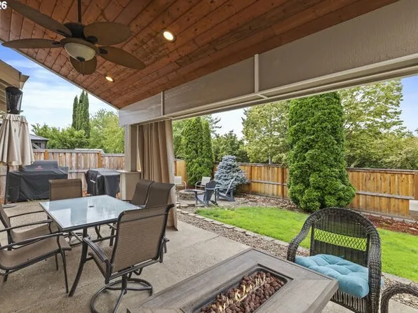 2529 N Roger Smith Dr, Newberg, OR 97132