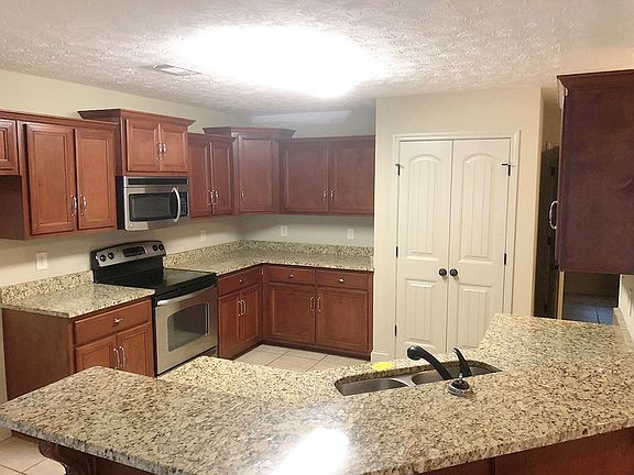 5th image of 39 Maggie Ct
