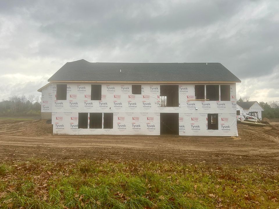 2nd image of 1318 Secluded Pines Dr
