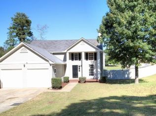 5276 Hollyfield Dr, Stone Mountain, GA 30088