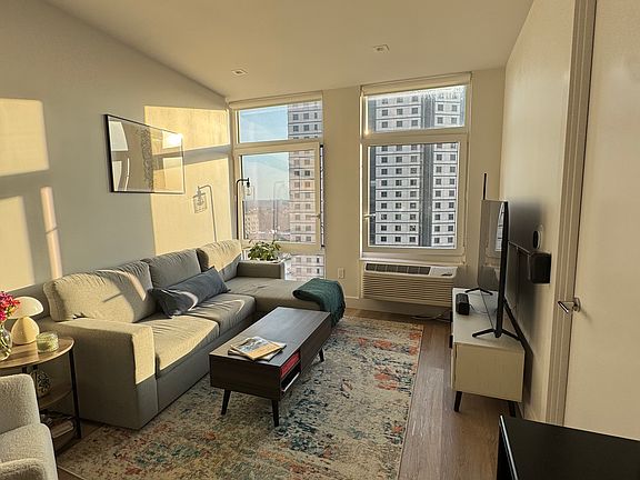 3rd image of 60 Centre Ave #1
