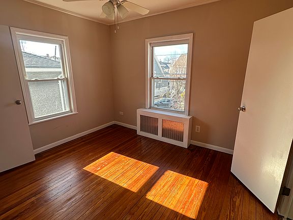 2nd image of 33 Oakland Ave APT 2